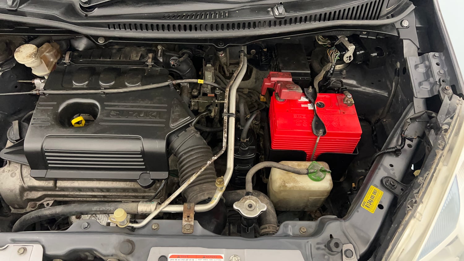 Used 2015 Maruti Suzuki Wagon R VXI Petrol Manual engine ENGINE LEFT SIDE VIEW