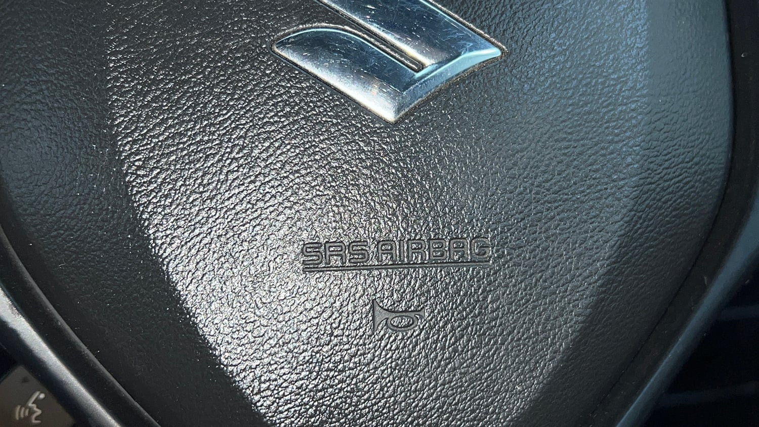 Used 2019 Maruti Suzuki Baleno Zeta Petrol Manual top_features Airbags