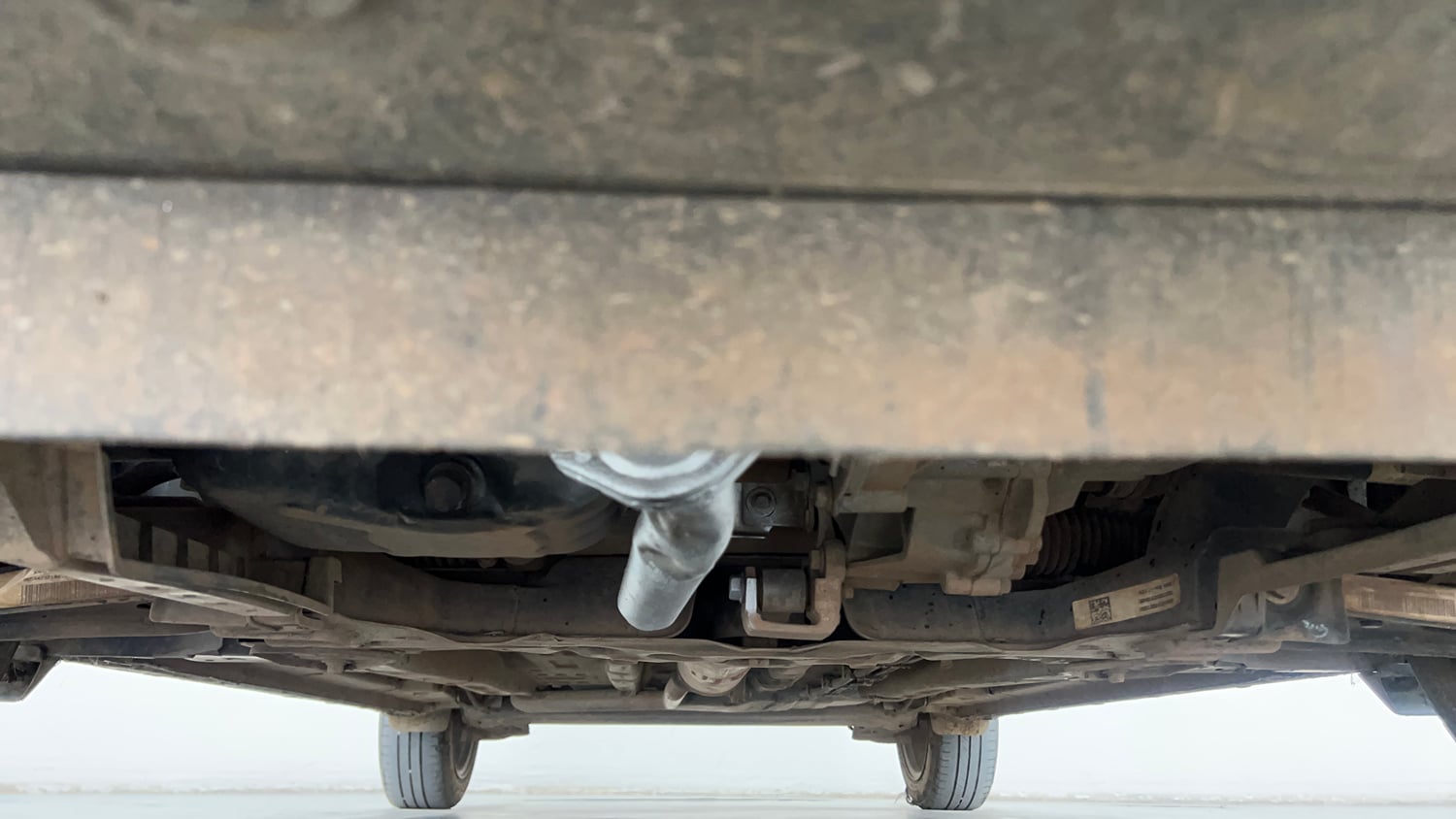 Used 2023 Tata Altroz XZ Plus Petrol Dark Edition Petrol Manual extra FRONT LEFT UNDERBODY VIEW