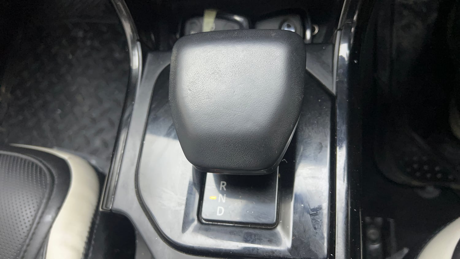 Used 2024 Tata Nexon Creative Plus S 1.2 Revotron Petrol 6AMT Petrol Automatic interior GEAR  KNOB VIEW