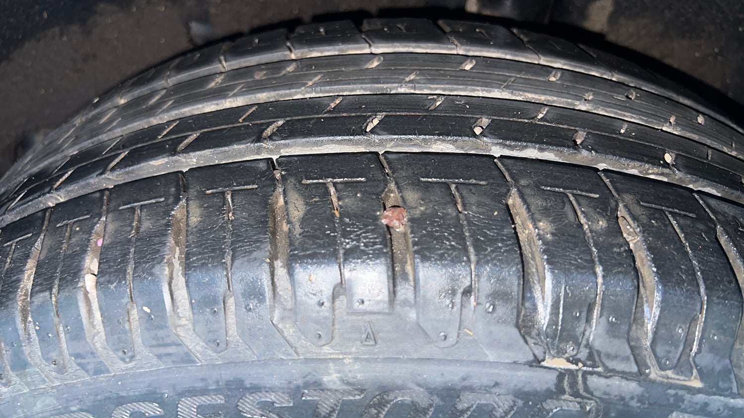 Used 2017 Maruti Suzuki Baleno Alpha 1.2 Petrol Manual tyres LEFT REAR TYRE TREAD VIEW