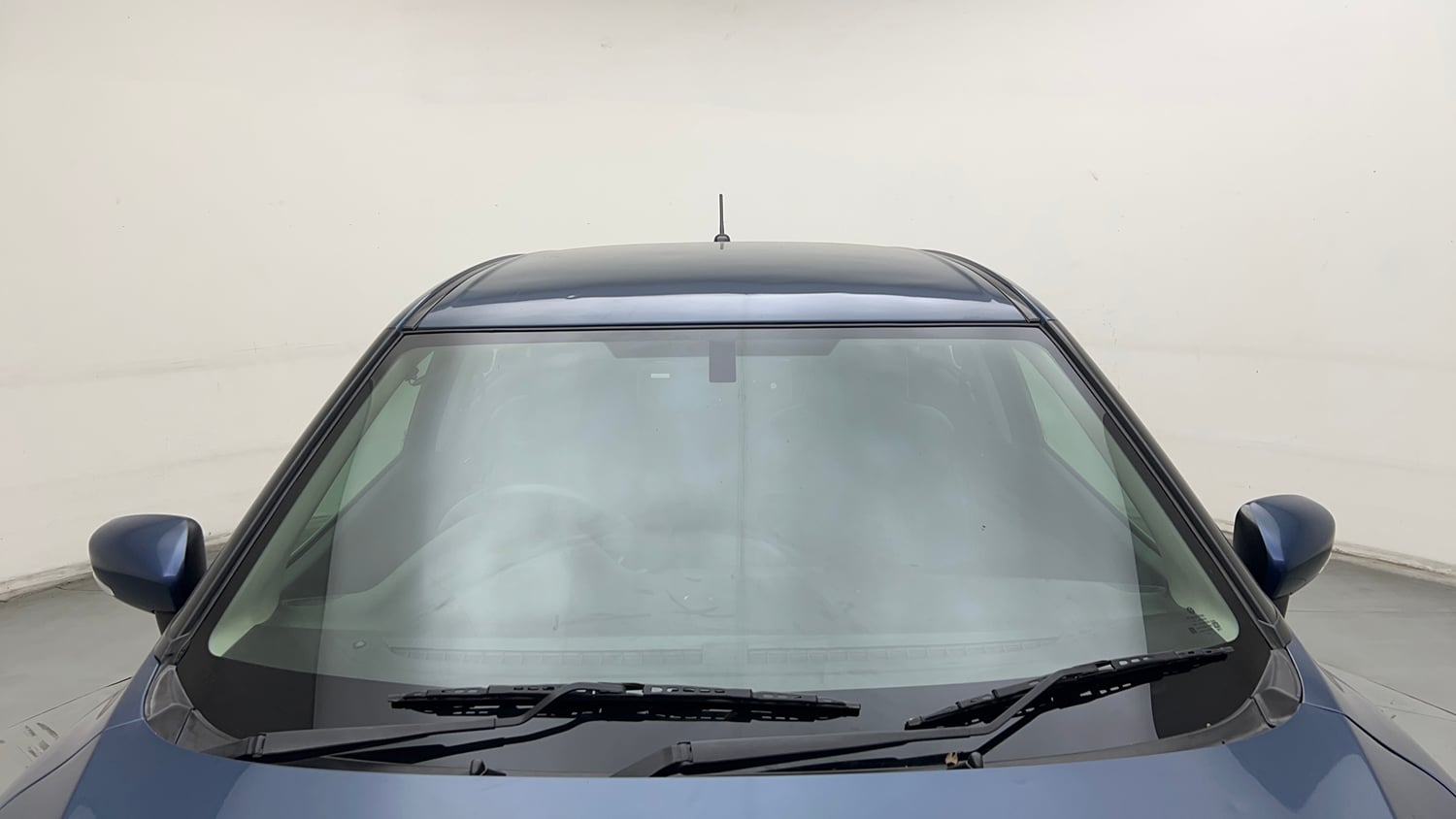Used 2018 Maruti Suzuki Baleno Zeta 1.2 AT Petrol Automatic exterior FRONT WINDSHIELD VIEW