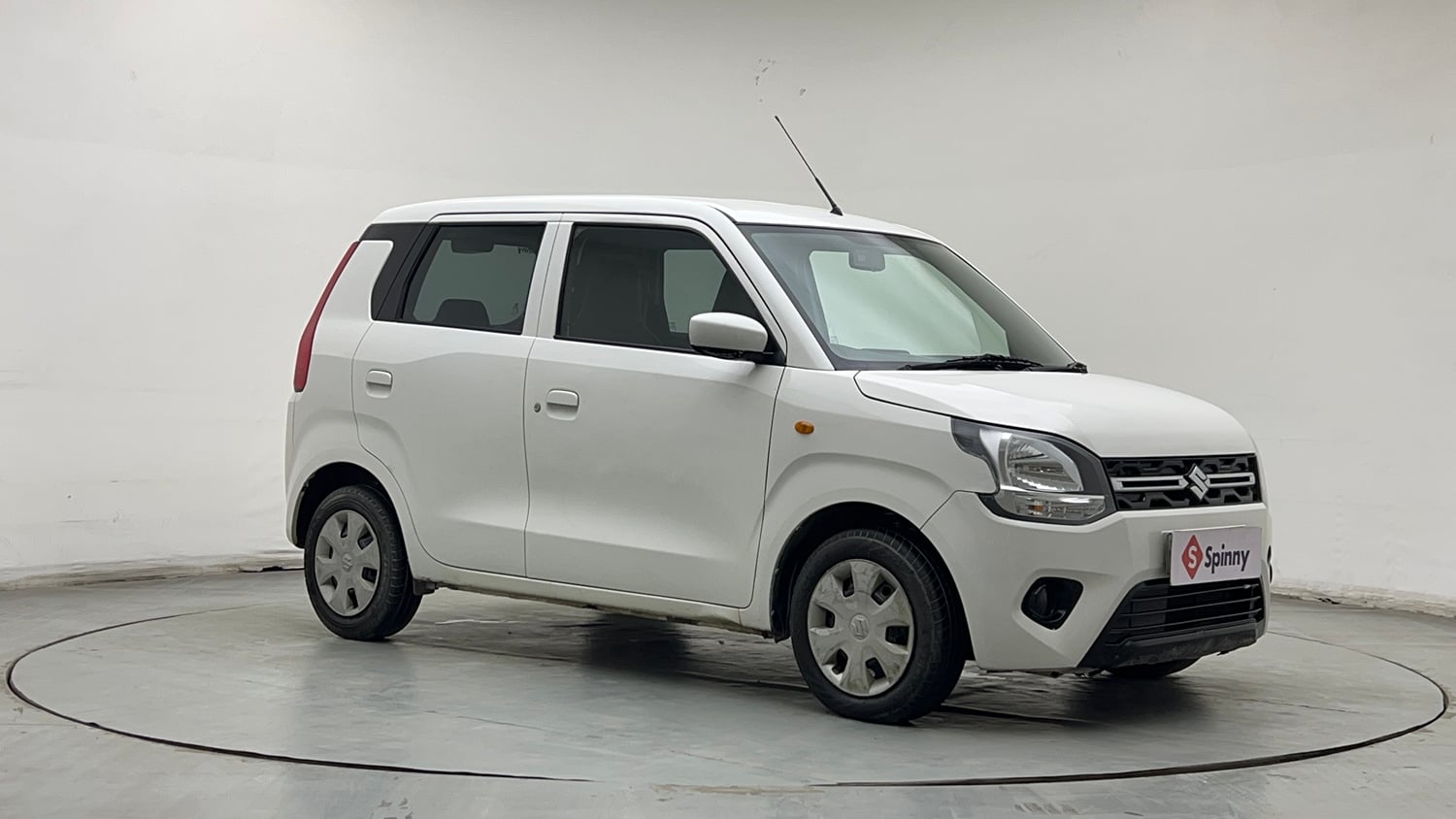 Used 2022 Maruti Suzuki Wagon R VXI 1.0 Petrol Manual exterior RIGHT FRONT CORNER VIEW