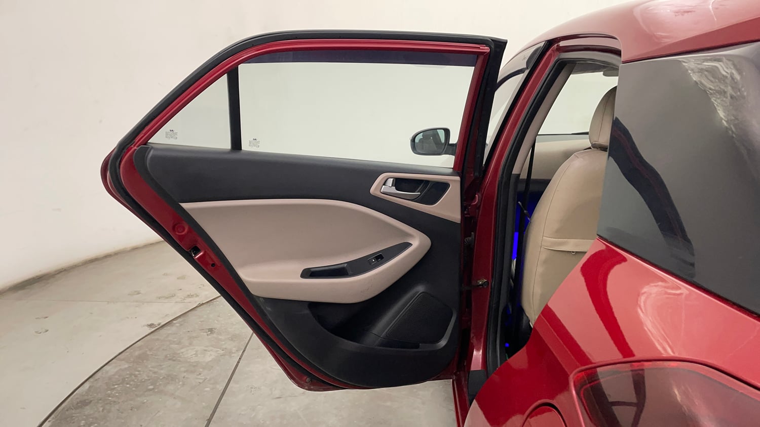 Used 2020 Hyundai Elite i20 Sportz Plus 1.2 Petrol Manual interior LEFT REAR DOOR OPEN VIEW
