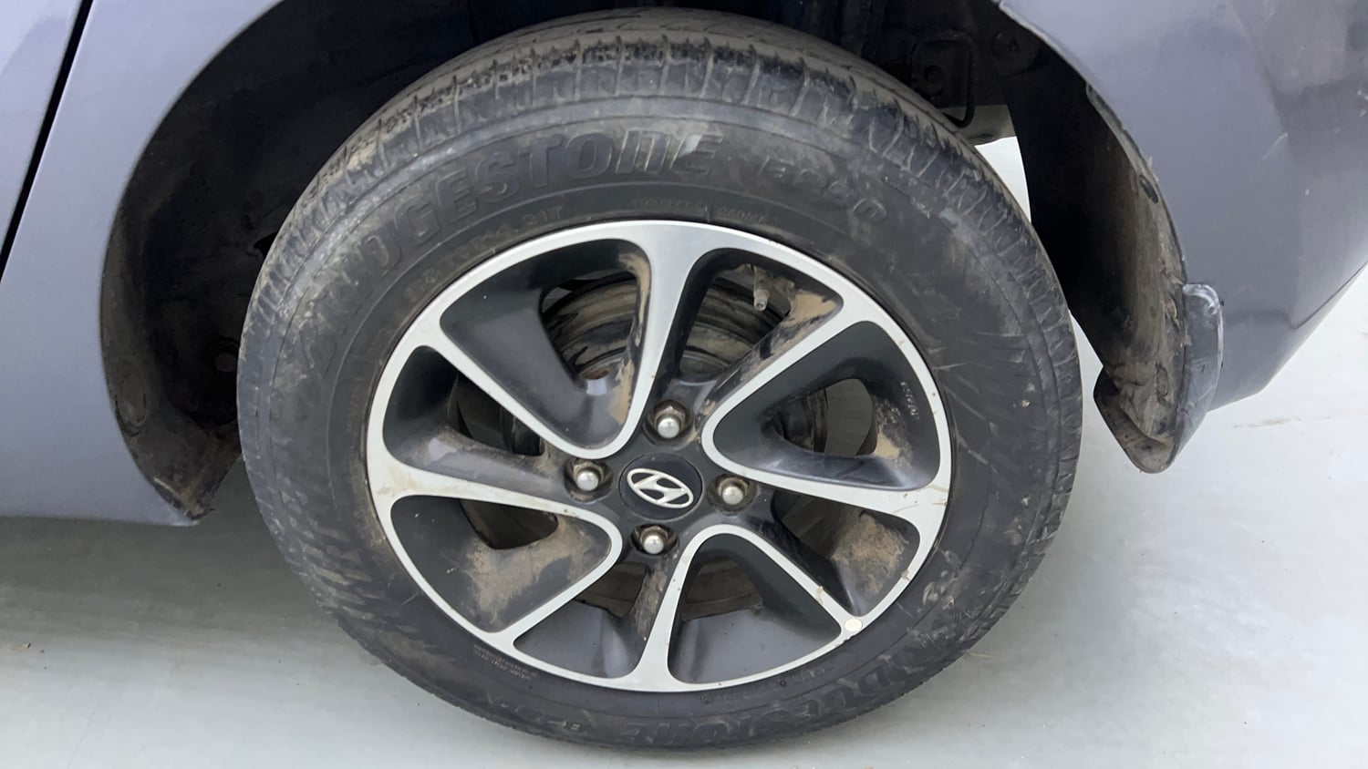 Used 2018 Hyundai Grand i10 Asta U2 1.2 CRDi Diesel Manual tyres LEFT REAR TYRE RIM VIEW