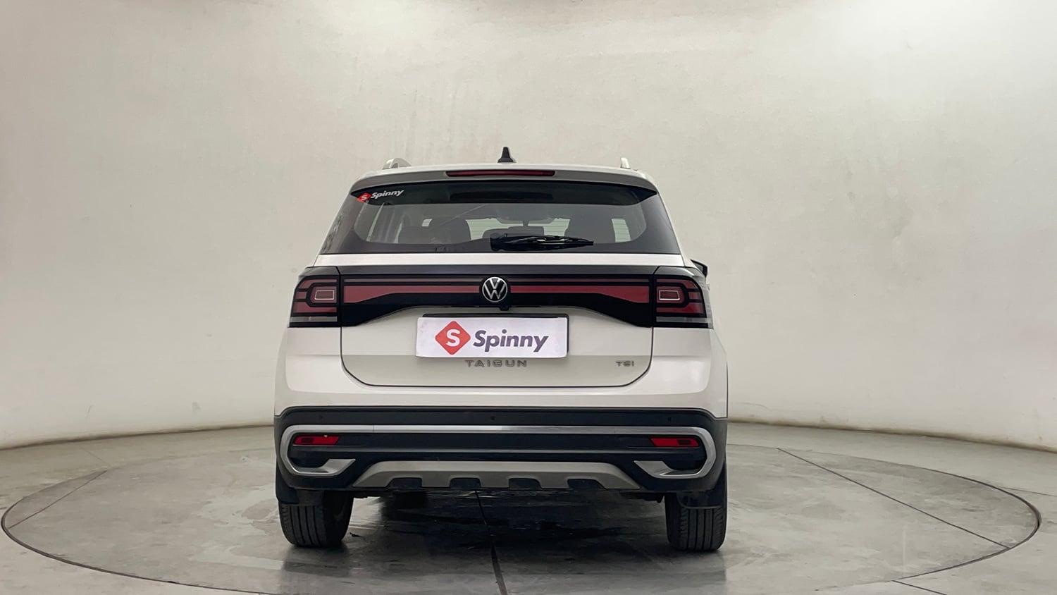 Used 2022 Volkswagen Taigun Highline 1.0 TSI MT Petrol Manual exterior BACK VIEW