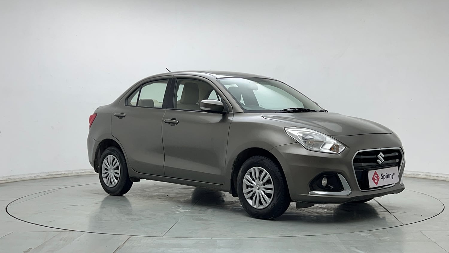 Used 2020 Maruti Suzuki Dzire VXi Petrol Manual exterior RIGHT FRONT CORNER VIEW