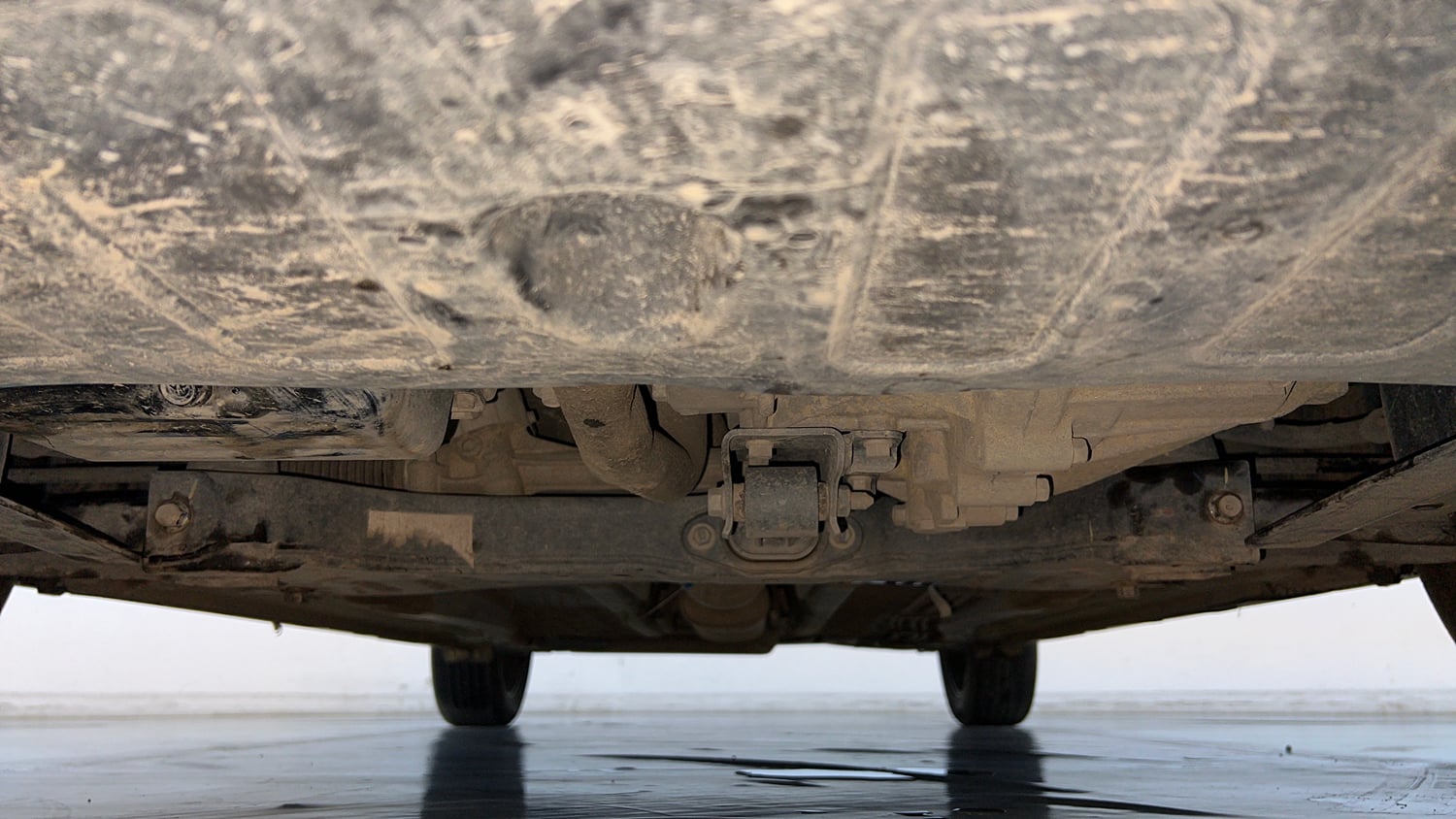 Used 2021 Hyundai New i20 Asta (O) 1.0 Turbo DCT Petrol Automatic extra FRONT LEFT UNDERBODY VIEW