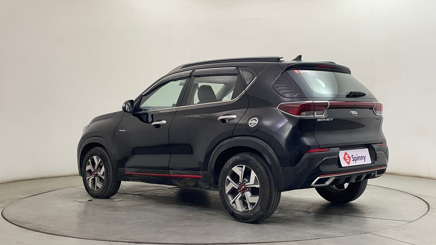 Used 2020 Kia Sonet GTX Plus 1.5 AT Diesel Automatic exterior LEFT REAR CORNER VIEW