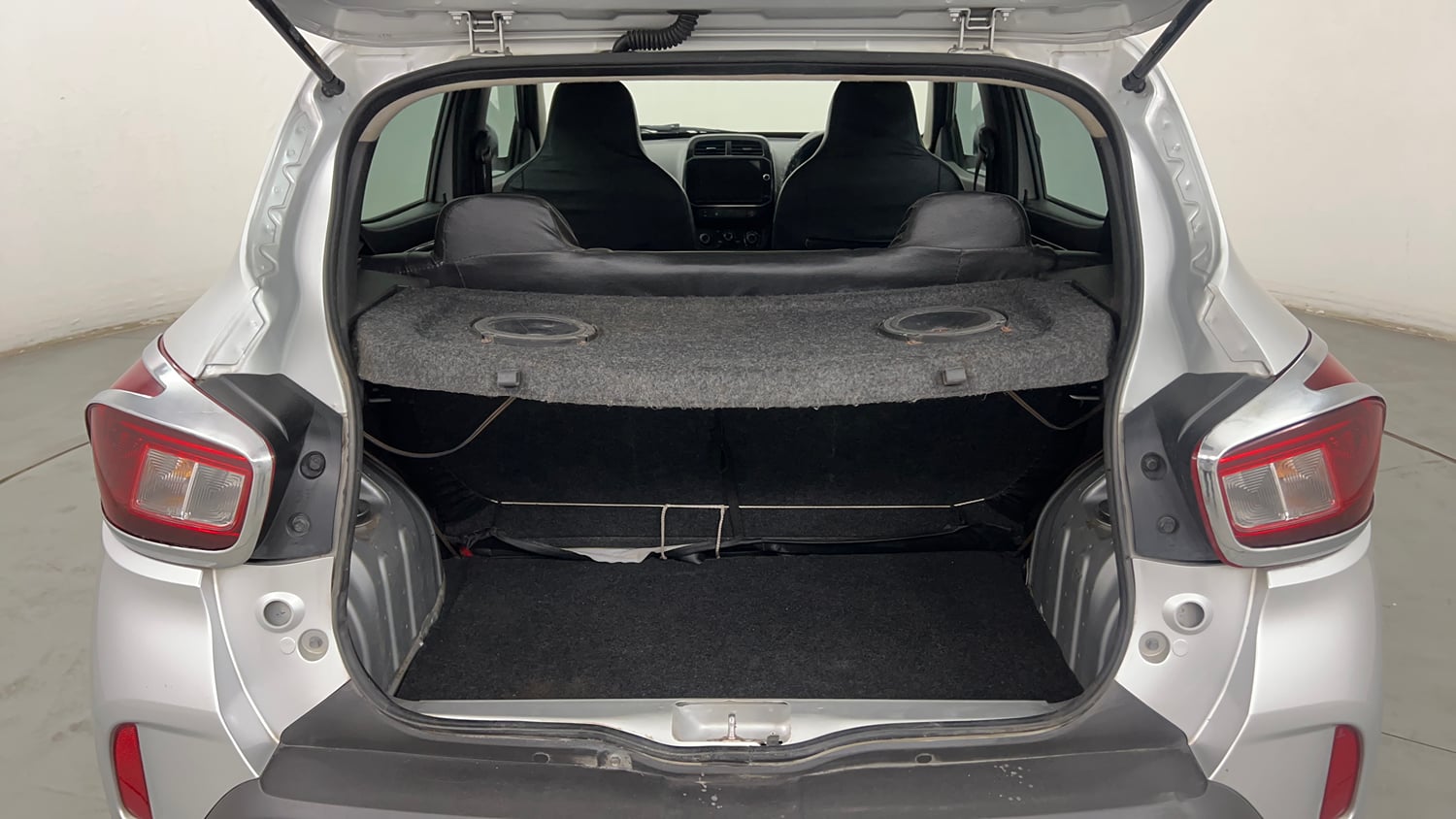 Used 2022 Renault Kwid RXT 1.0 (O) Petrol Manual interior DICKY INSIDE VIEW