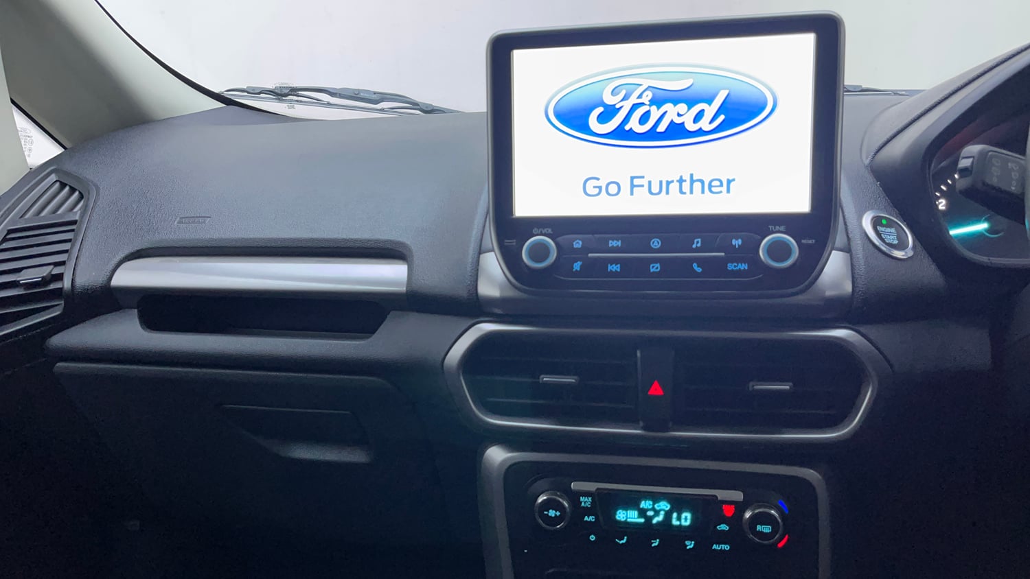 Used 2019 Ford EcoSport Titanium 1.5L Ti-VCT Petrol Manual interior MUSIC SYSTEM & AC CONTROL VIEW