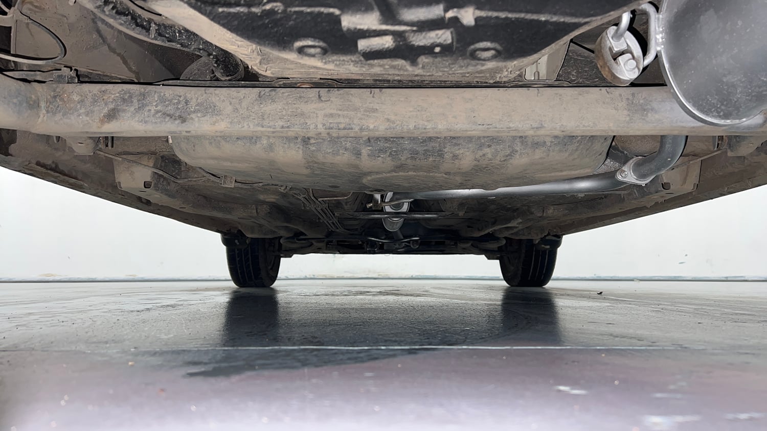 Used 2021 Tata Tiago XZ Petrol Manual extra REAR UNDERBODY VIEW (TAKEN FROM REAR)