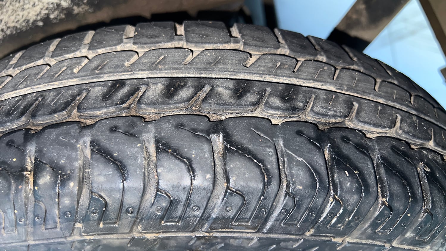 Used 2018 Maruti Suzuki Wagon R LXI Petrol Manual tyres LEFT REAR TYRE TREAD VIEW