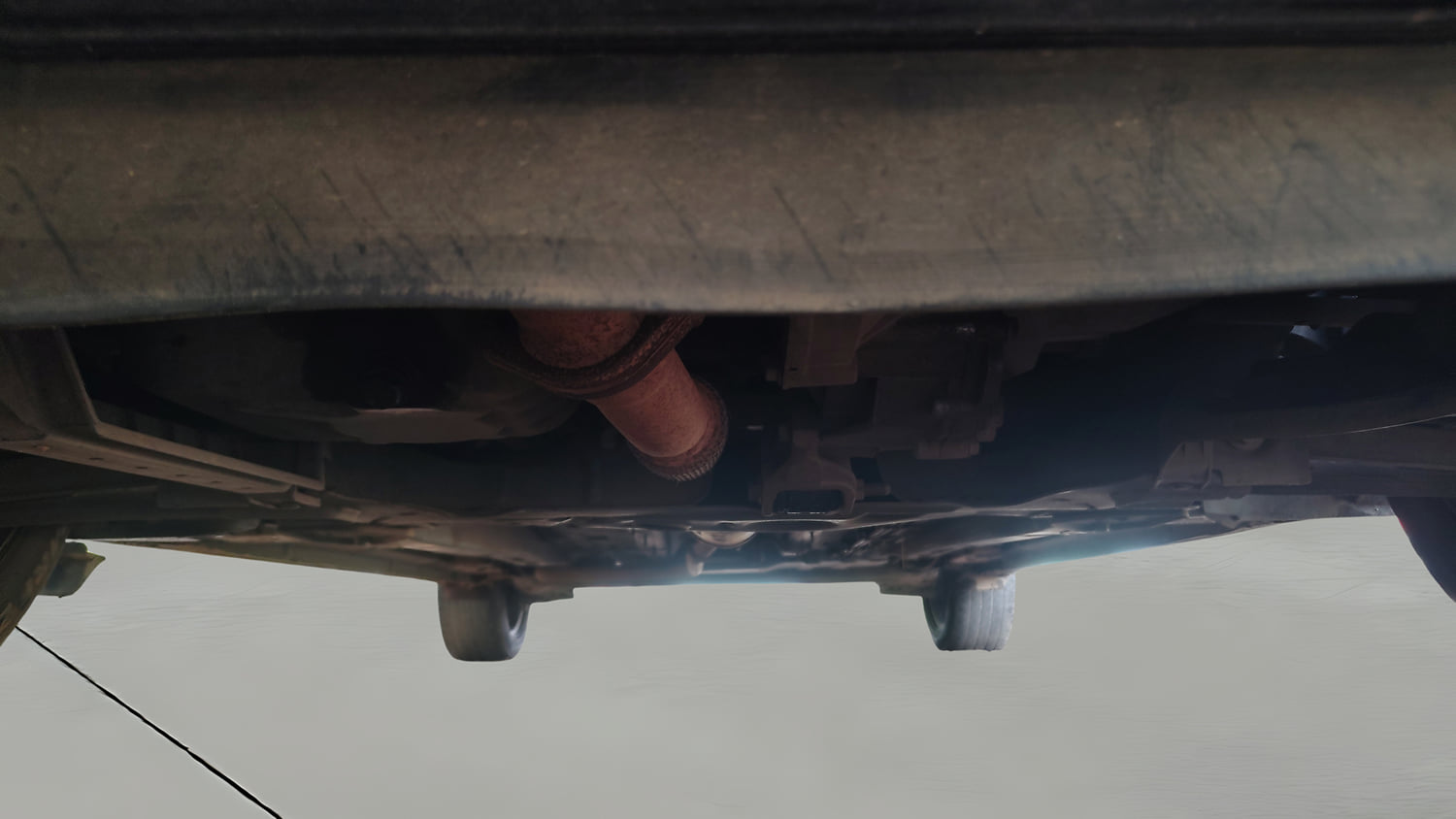 Used 2020 Tata Altroz XT Petrol Petrol Manual extra FRONT LEFT UNDERBODY VIEW