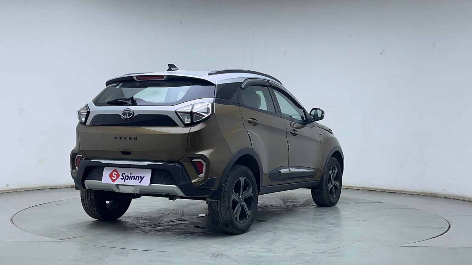 Used 2022 Tata Nexon XZA Plus (Premium) Diesel Jet Diesel Automatic exterior RIGHT REAR CORNER VIEW