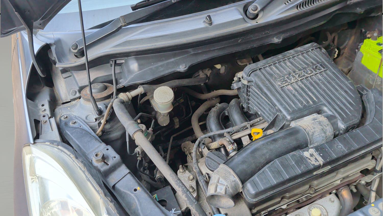 Used 2014 Maruti Suzuki Swift Dzire VXI Petrol Manual engine ENGINE RIGHT SIDE VIEW