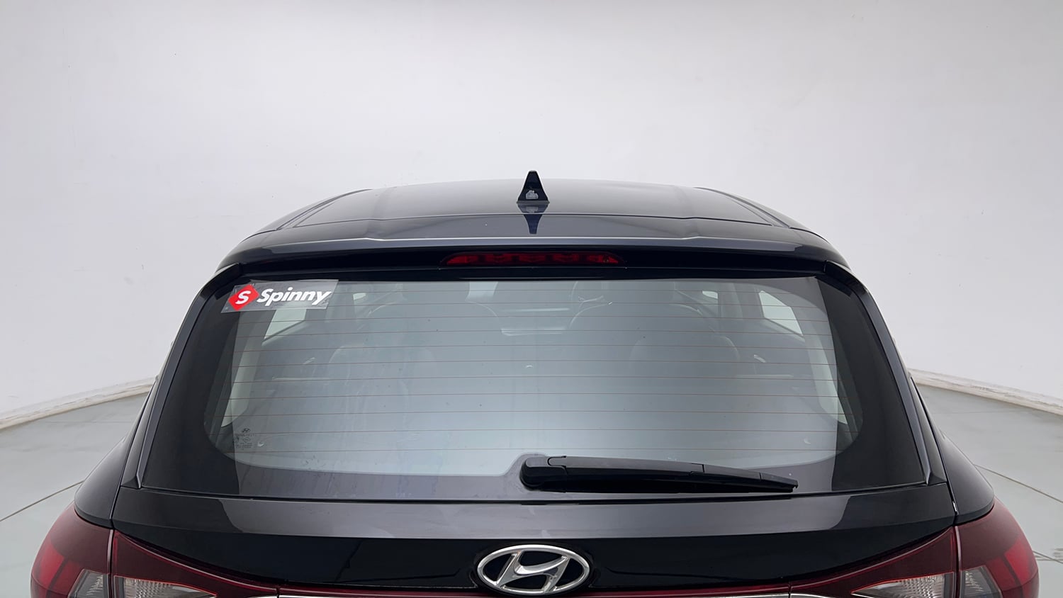 Used 2021 Hyundai New i20 Asta (O) 1.0 Turbo DCT Petrol Automatic exterior BACK WINDSHIELD VIEW