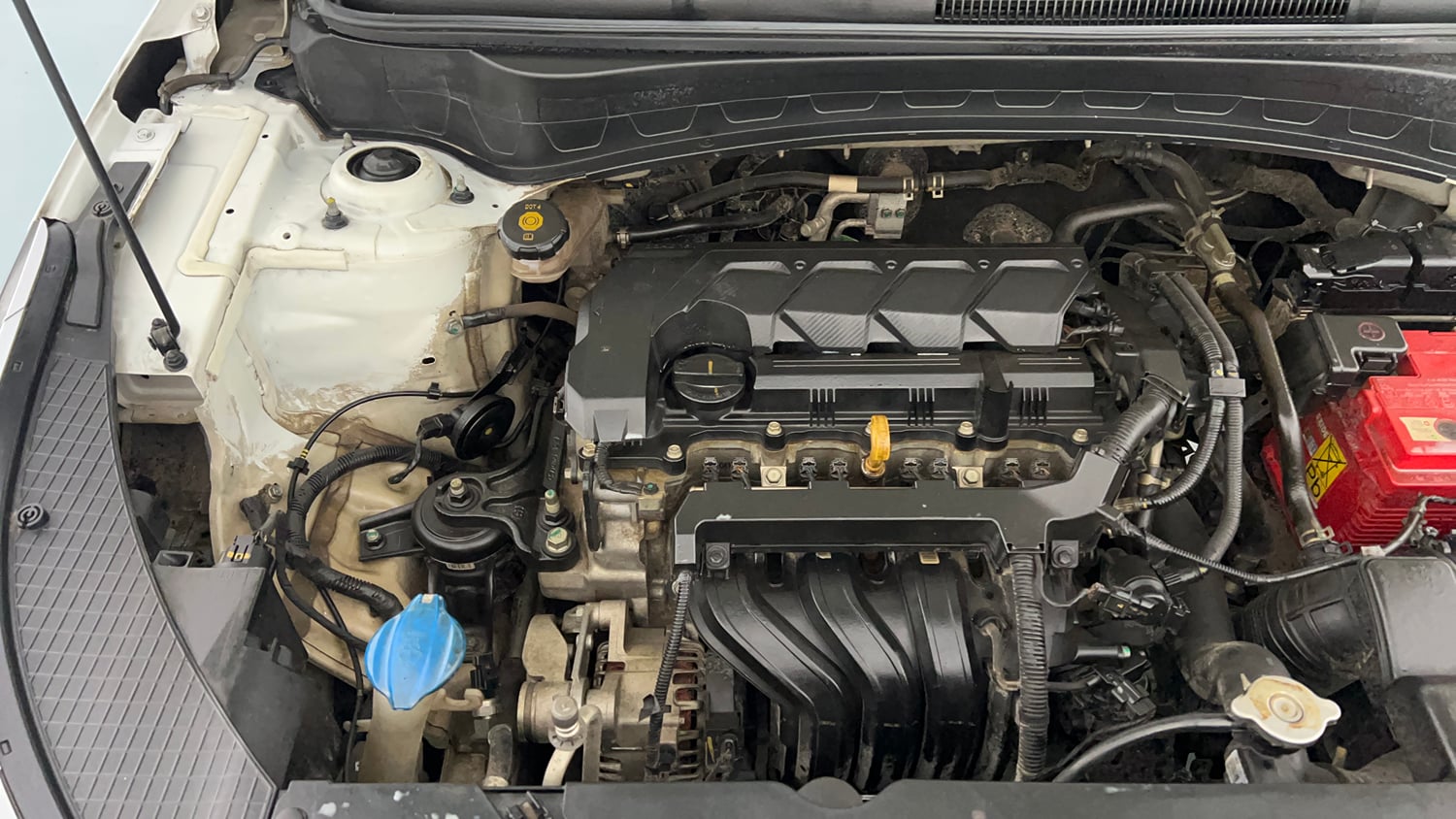Used 2020 Kia Seltos HTX 1.5 Petrol Manual engine ENGINE RIGHT SIDE VIEW