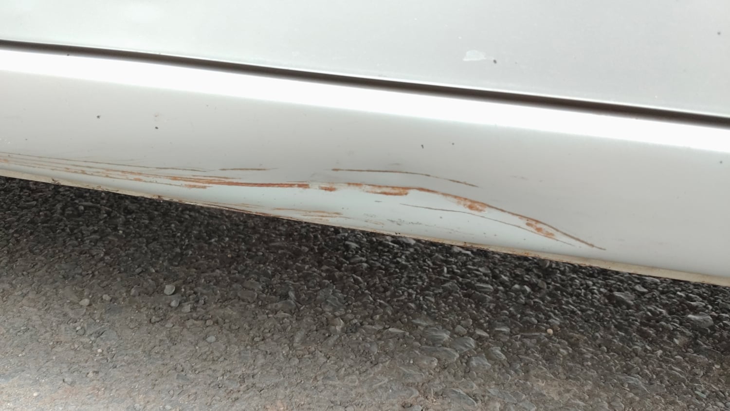 Used 2015 Maruti Suzuki Wagon R VXI Petrol Manual dents MINOR DENT
