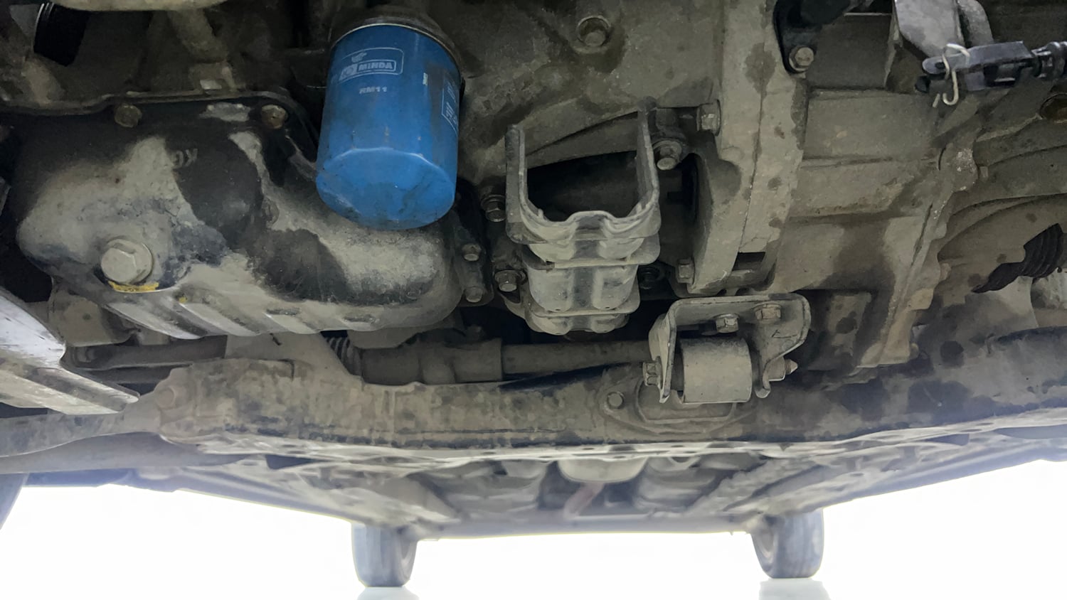 Used 2015 Hyundai Xcent SX 1.2 Petrol Manual extra FRONT LEFT UNDERBODY VIEW