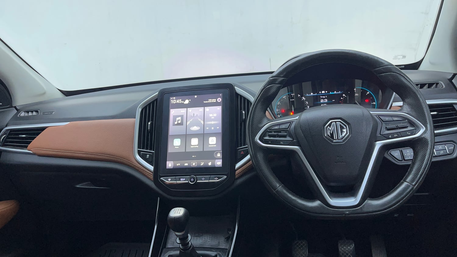 Used 2022 MG Motors Hector Plus Sharp 2.0 Diesel Turbo MT 6-STR Diesel Manual interior DASHBOARD VIEW