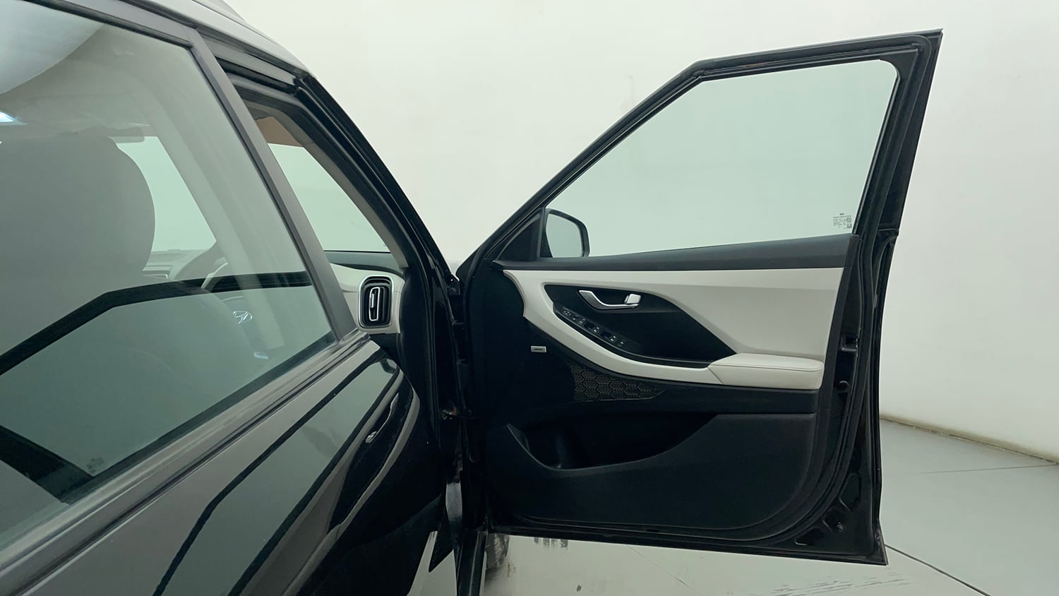Used 2020 Hyundai Creta SX (O) 1.5 Petrol IVT Petrol Automatic interior RIGHT FRONT DOOR OPEN VIEW