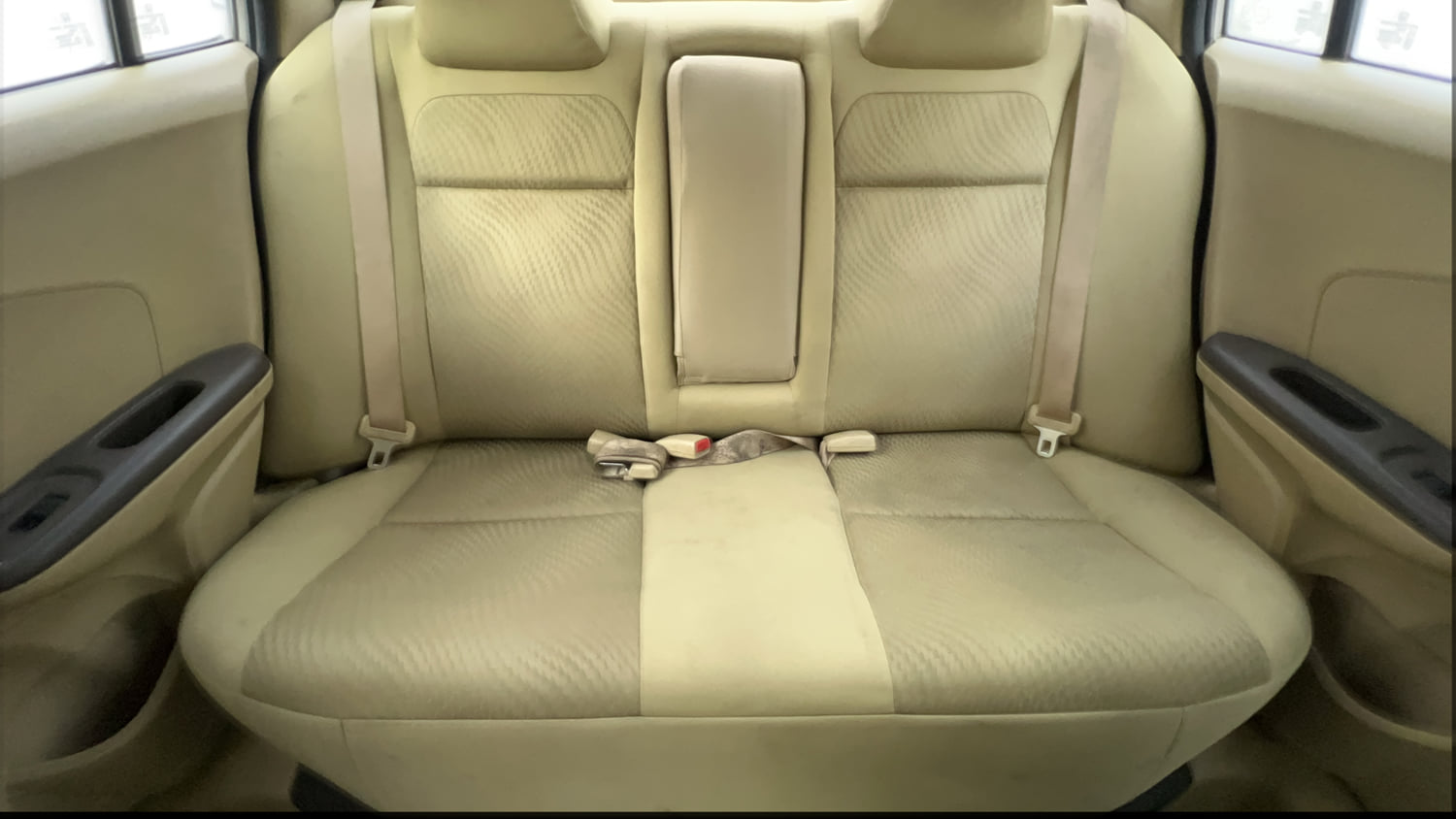 Used 2013 Honda Amaze 1.5 S i-DTEC Diesel Manual interior REAR SEAT CONDITION VIEW