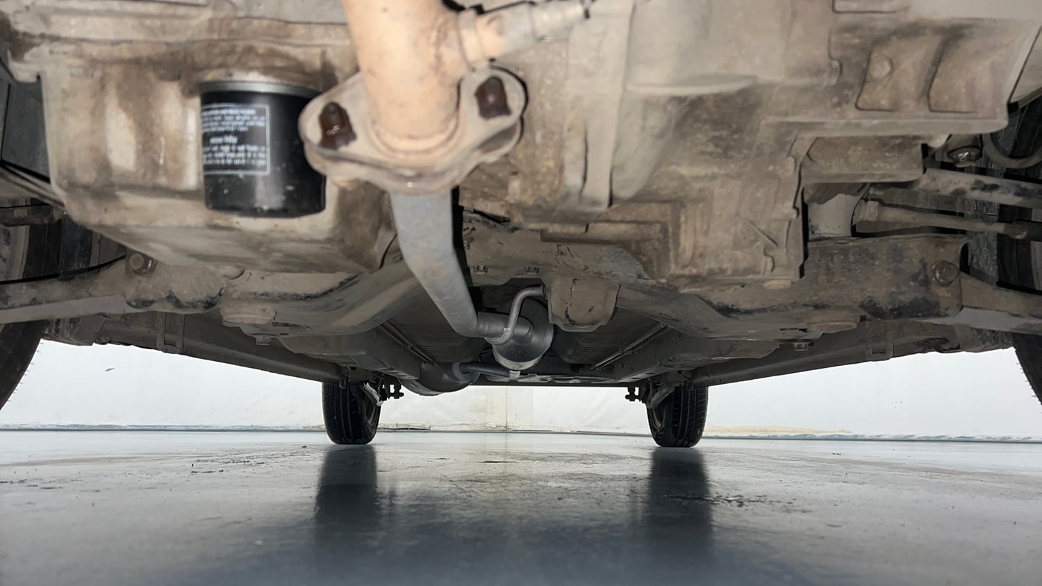 Used 2015 Maruti Suzuki Wagon R VXI Petrol Manual extra FRONT LEFT UNDERBODY VIEW
