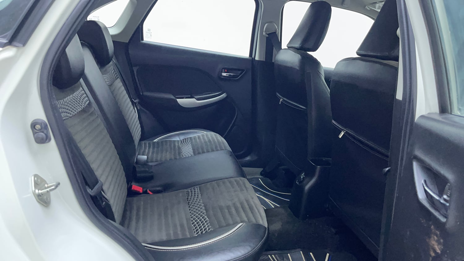 Used 2016 Maruti Suzuki Baleno Delta 1.2 Petrol Manual interior RIGHT SIDE REAR DOOR CABIN VIEW