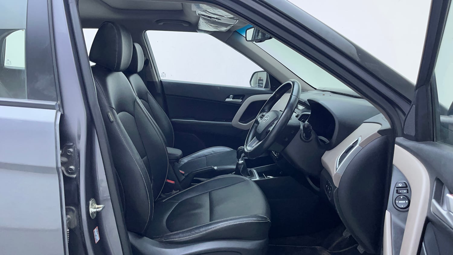 Used 2018 Hyundai Creta SX 1.6 CRDI (O) Diesel Manual interior RIGHT SIDE FRONT DOOR CABIN VIEW