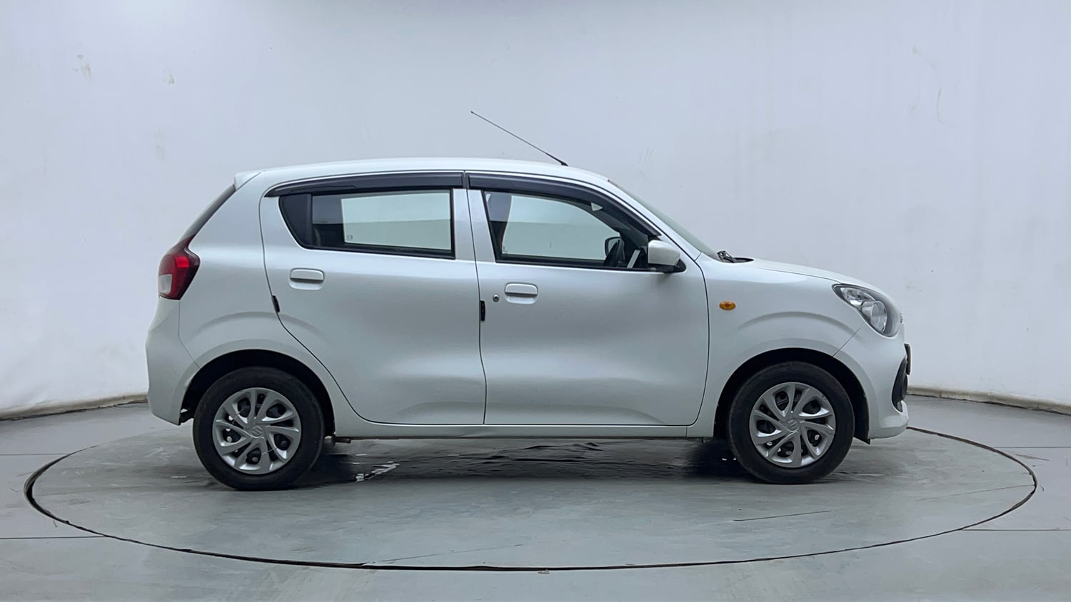 Used 2025 Maruti Suzuki Celerio VXi Petrol Manual exterior RIGHT SIDE VIEW