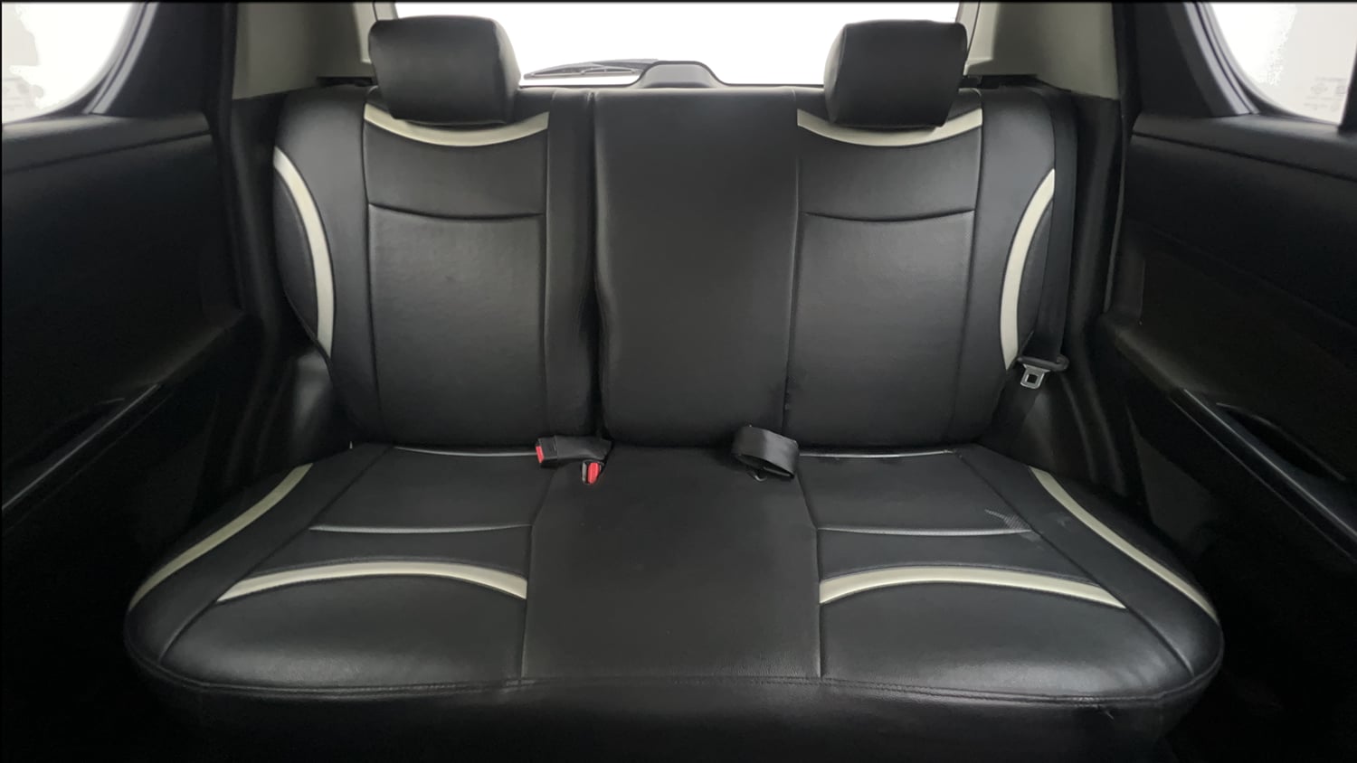 Used 2015 Maruti Suzuki Swift ZXi Petrol Manual interior REAR SEAT CONDITION VIEW
