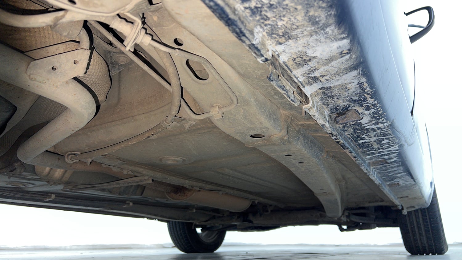 Used 2019 Maruti Suzuki Baleno Zeta Petrol Manual extra REAR RIGHT UNDERBODY VIEW