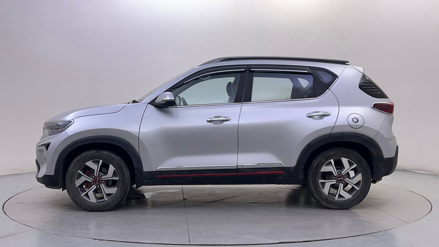 Used 2022 Kia Sonet GTX Plus 1.0 DCT Petrol Automatic exterior LEFT SIDE VIEW
