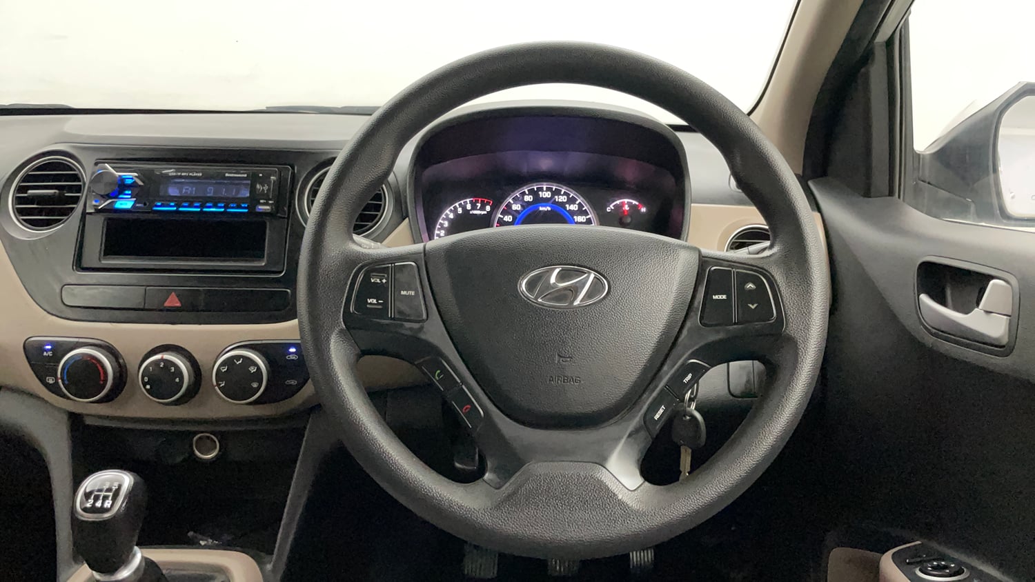 Used 2017 Hyundai Grand i10 Sportz 1.2 Kappa VTVT Petrol Manual interior STEERING VIEW