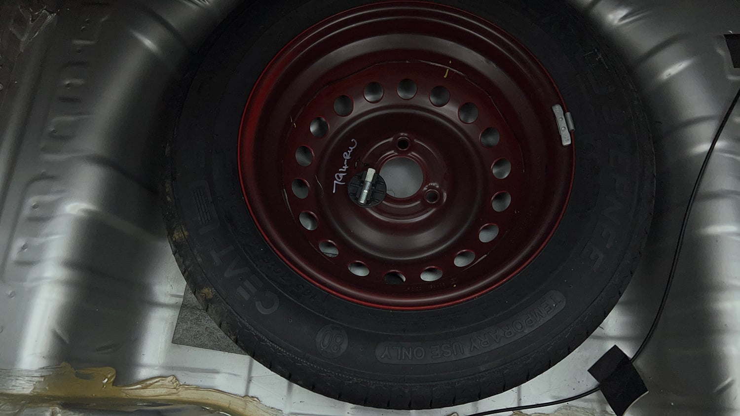 Used 2022 Renault Kwid CLIMBER AMT Petrol Automatic tyres SPARE TYRE VIEW