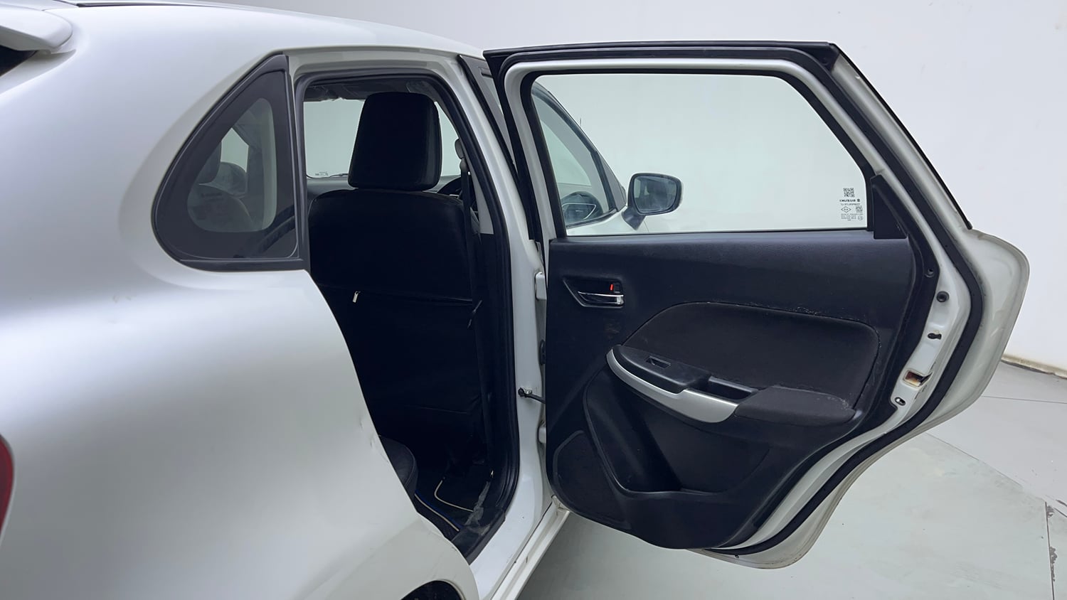 Used 2016 Maruti Suzuki Baleno Delta 1.2 Petrol Manual interior RIGHT REAR DOOR OPEN VIEW