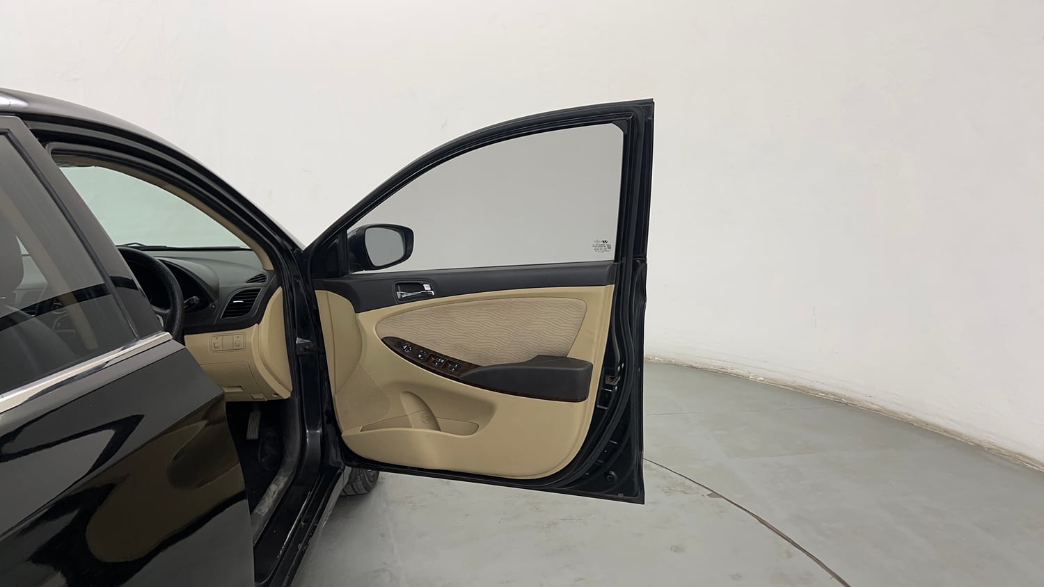 Used 2013 Hyundai Verna Fluidic 1.6 VTVT SX Petrol Manual interior RIGHT FRONT DOOR OPEN VIEW
