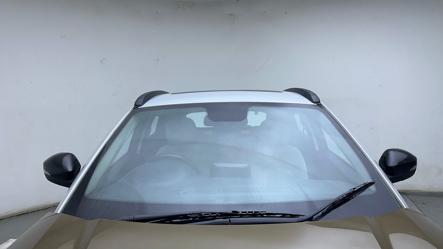 Used 2022 Tata Nexon XZA Plus (Premium) Diesel Jet Diesel Automatic exterior FRONT WINDSHIELD VIEW