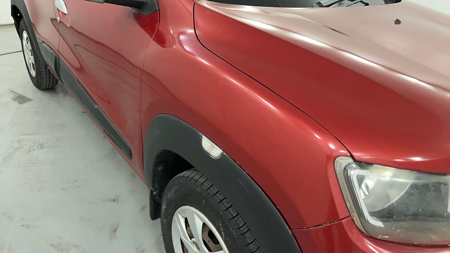 Used 2017 Renault Kwid RXT Petrol Manual dents MINOR DENT