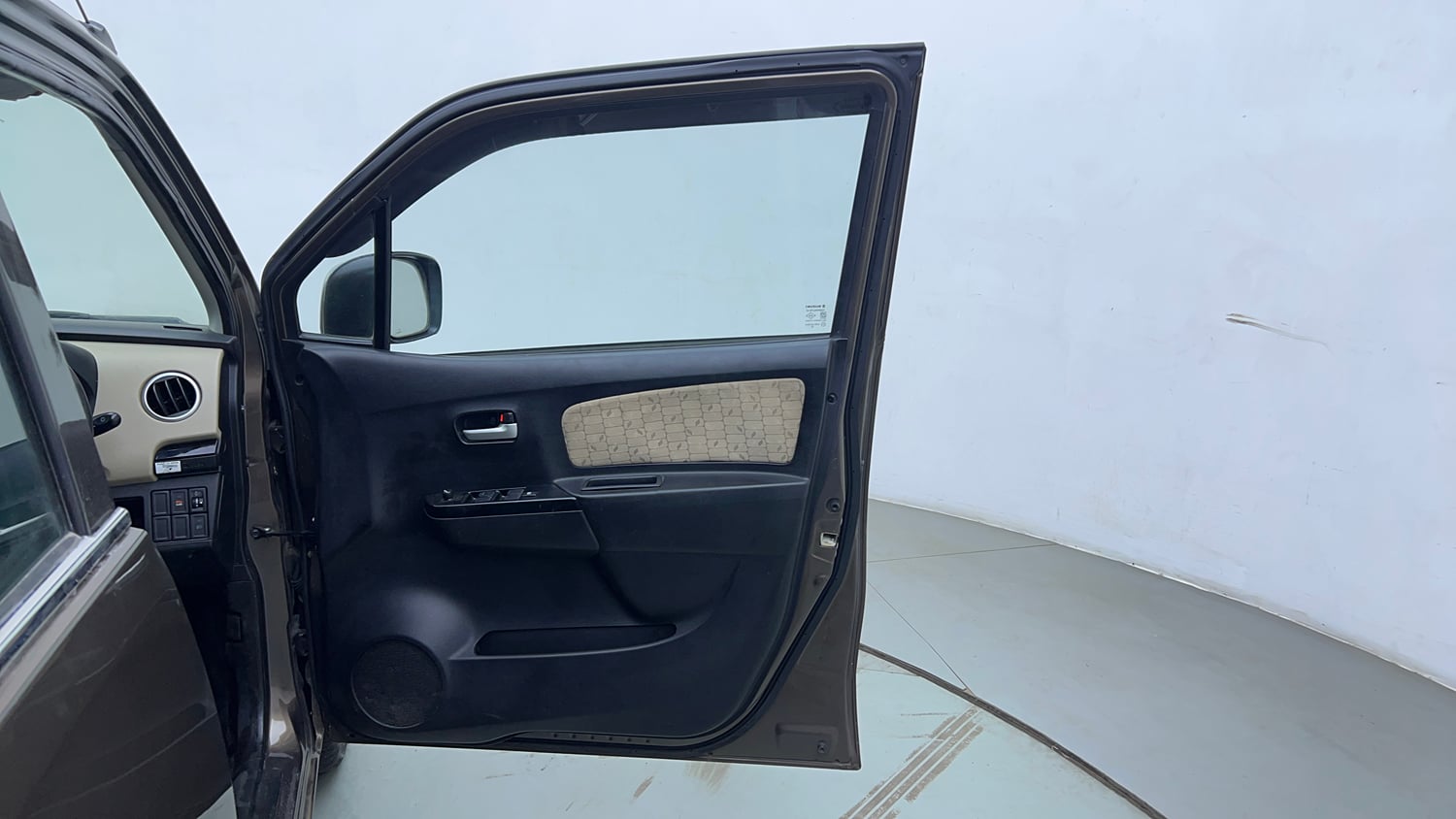 Used 2018 Maruti Suzuki Wagon R 1.0 VXI AMT Petrol Automatic interior RIGHT FRONT DOOR OPEN VIEW