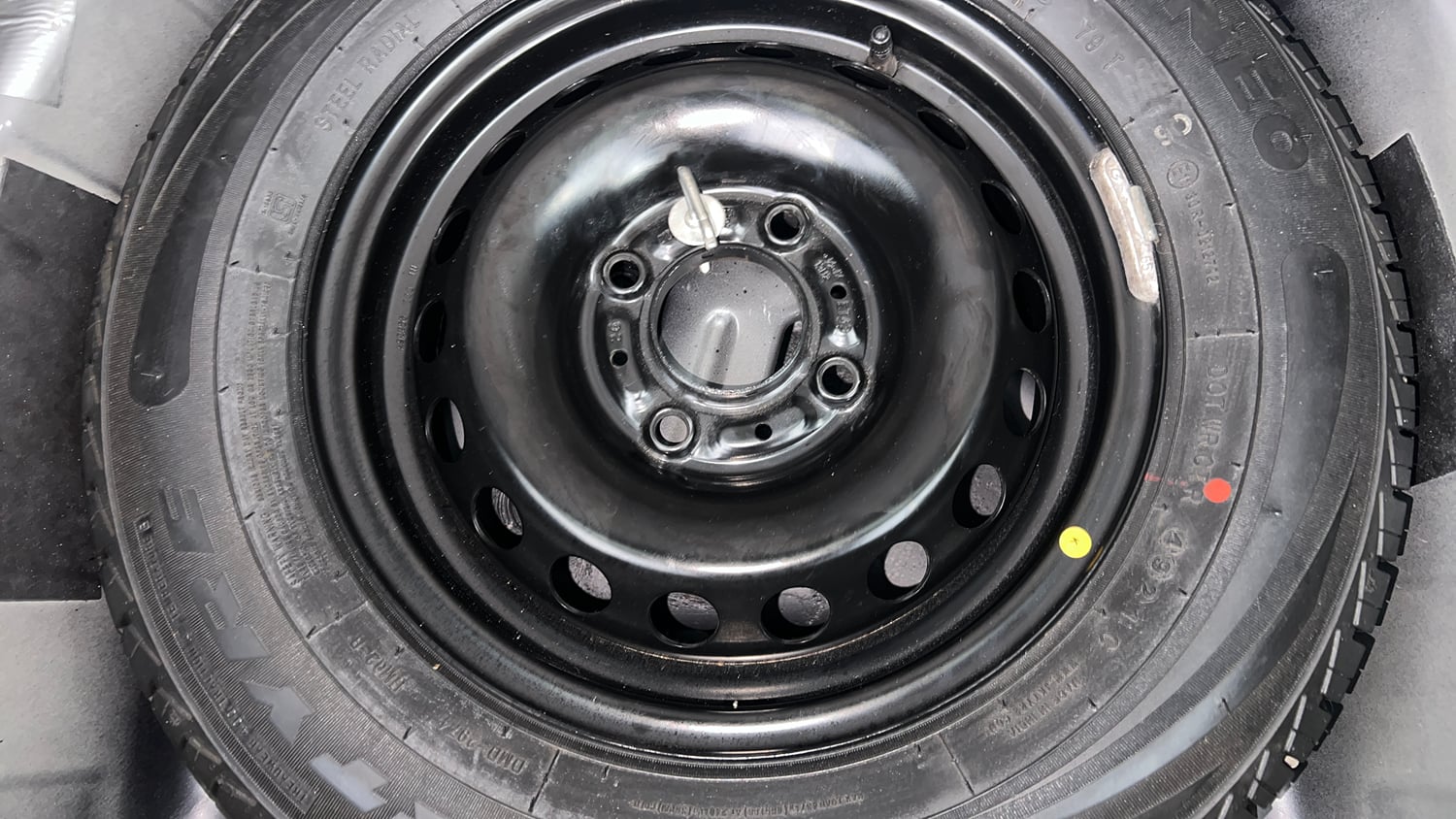 Used 2022 Tata Tiago XZA Plus Petrol Automatic tyres SPARE TYRE VIEW