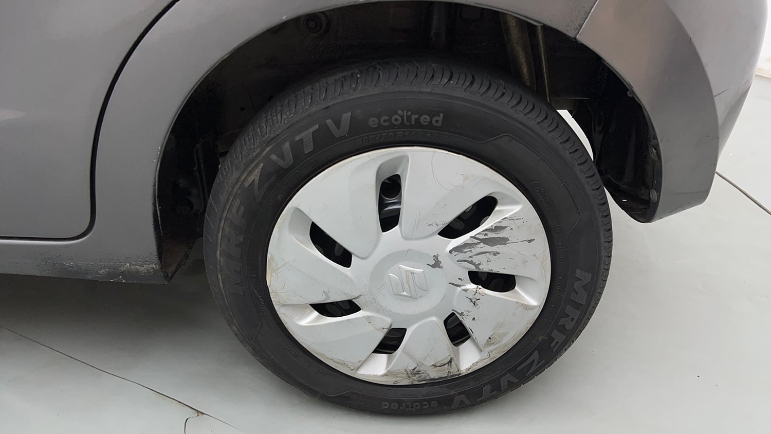 Used 2018 Maruti Suzuki Celerio VXi CNG Cng Manual tyres LEFT REAR TYRE RIM VIEW