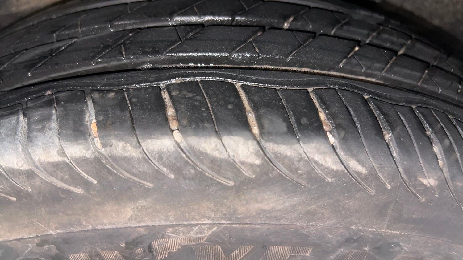 Used 2020 Honda City V Petrol Petrol Manual tyres LEFT REAR TYRE TREAD VIEW
