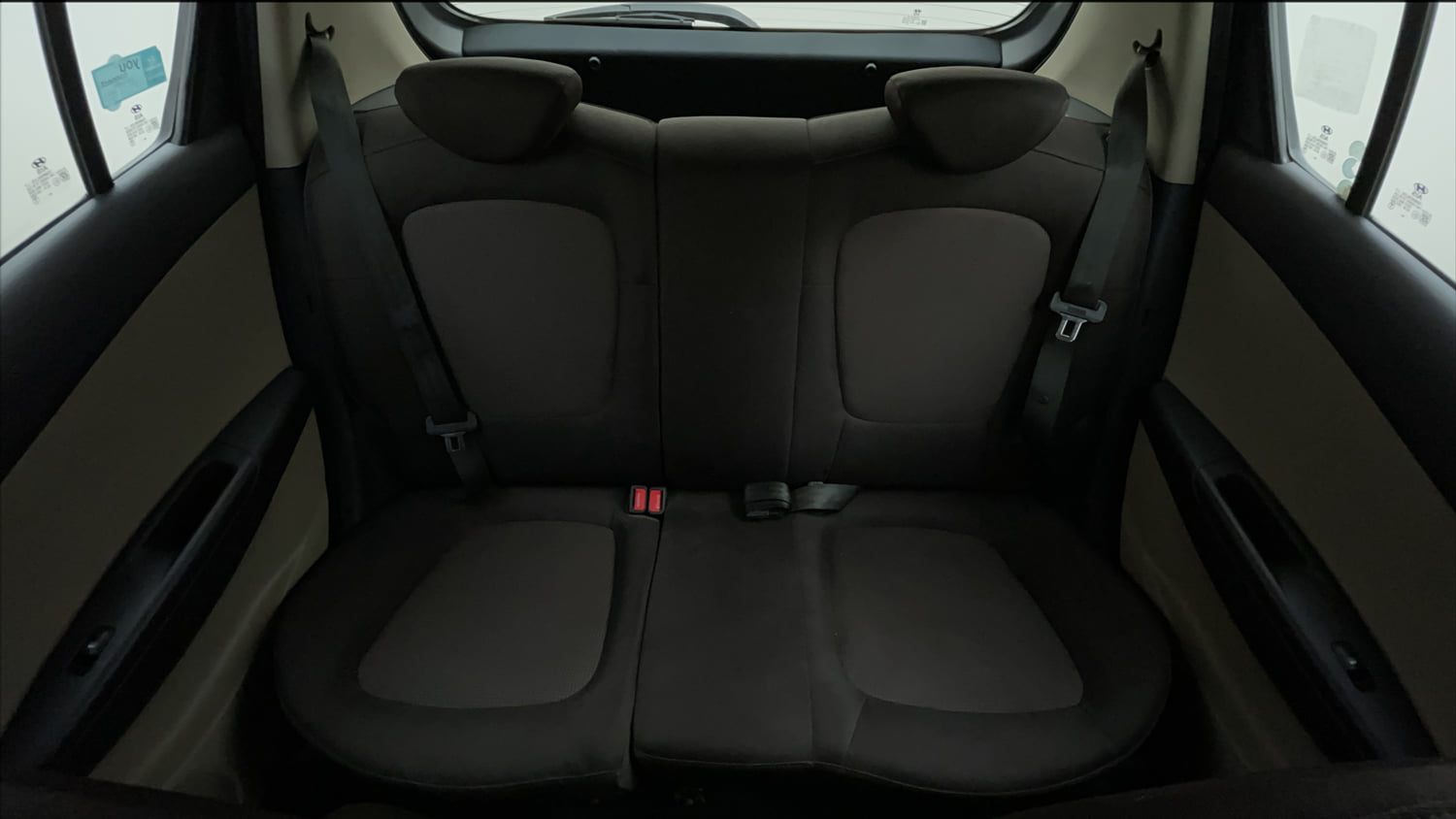 Used 2012 Hyundai i20 Asta 1.2 Petrol Manual interior REAR SEAT CONDITION VIEW