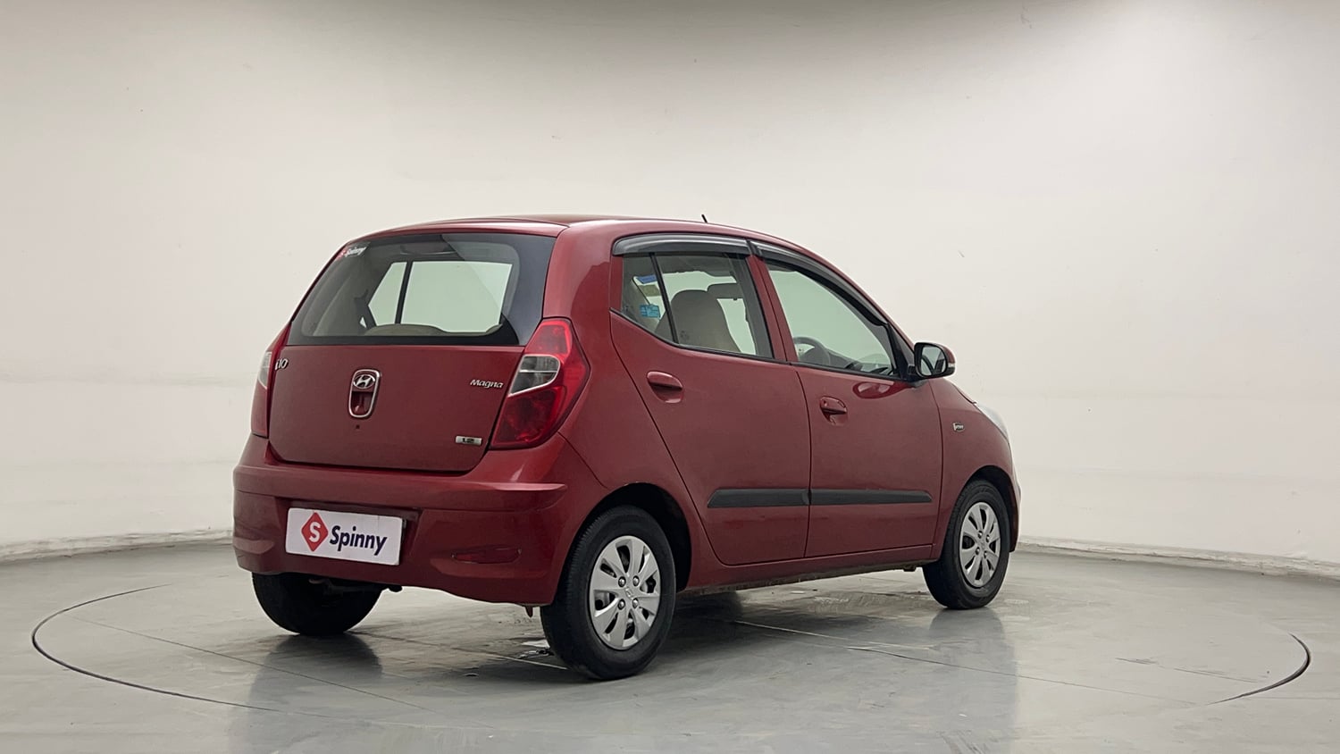 Used 2013 Hyundai i10 Magna 1.2 Kappa2 Petrol Manual exterior RIGHT REAR CORNER VIEW