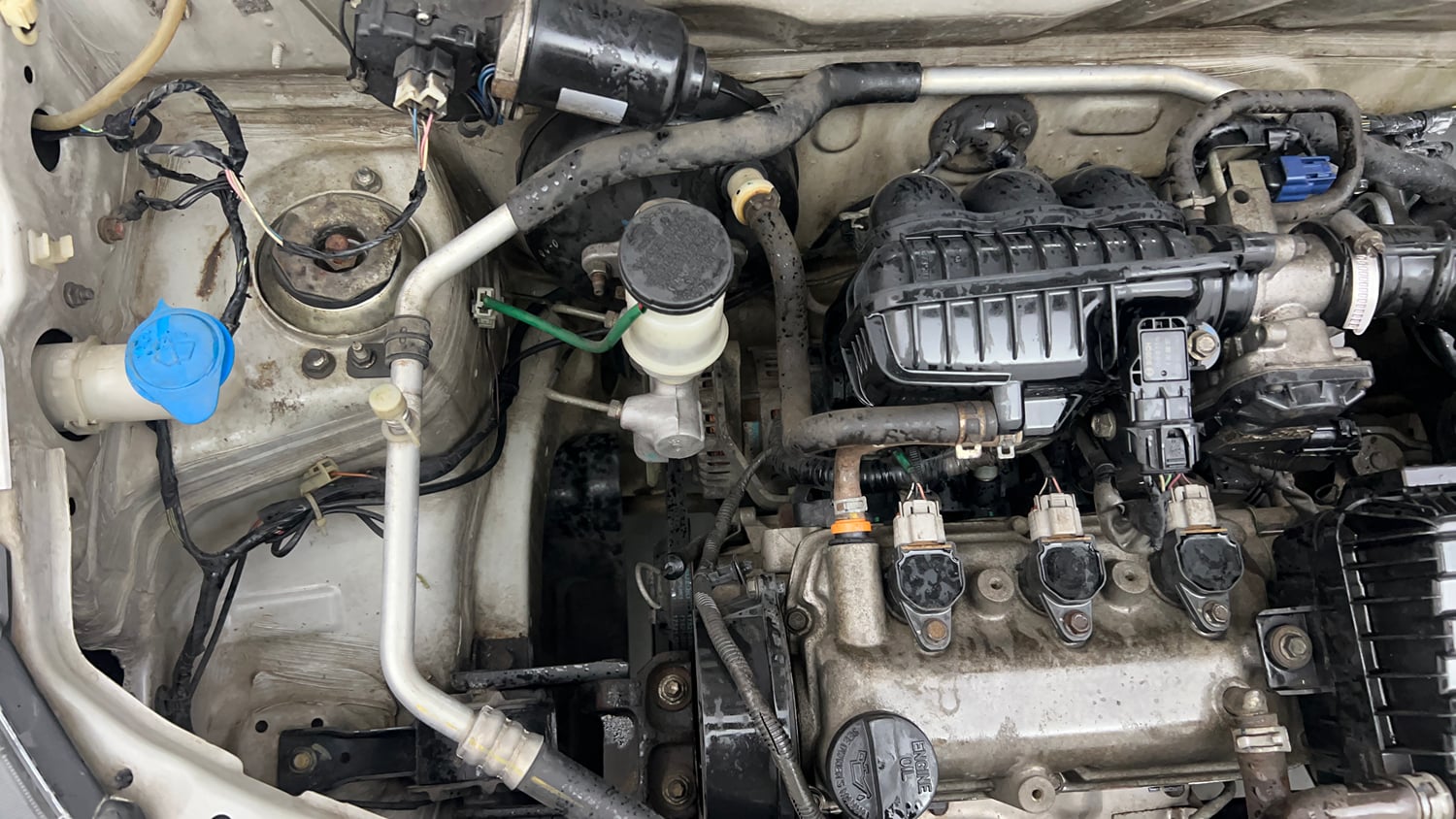 Used 2017 Maruti Suzuki Alto 800 LXi (O) Petrol Manual engine ENGINE RIGHT SIDE VIEW
