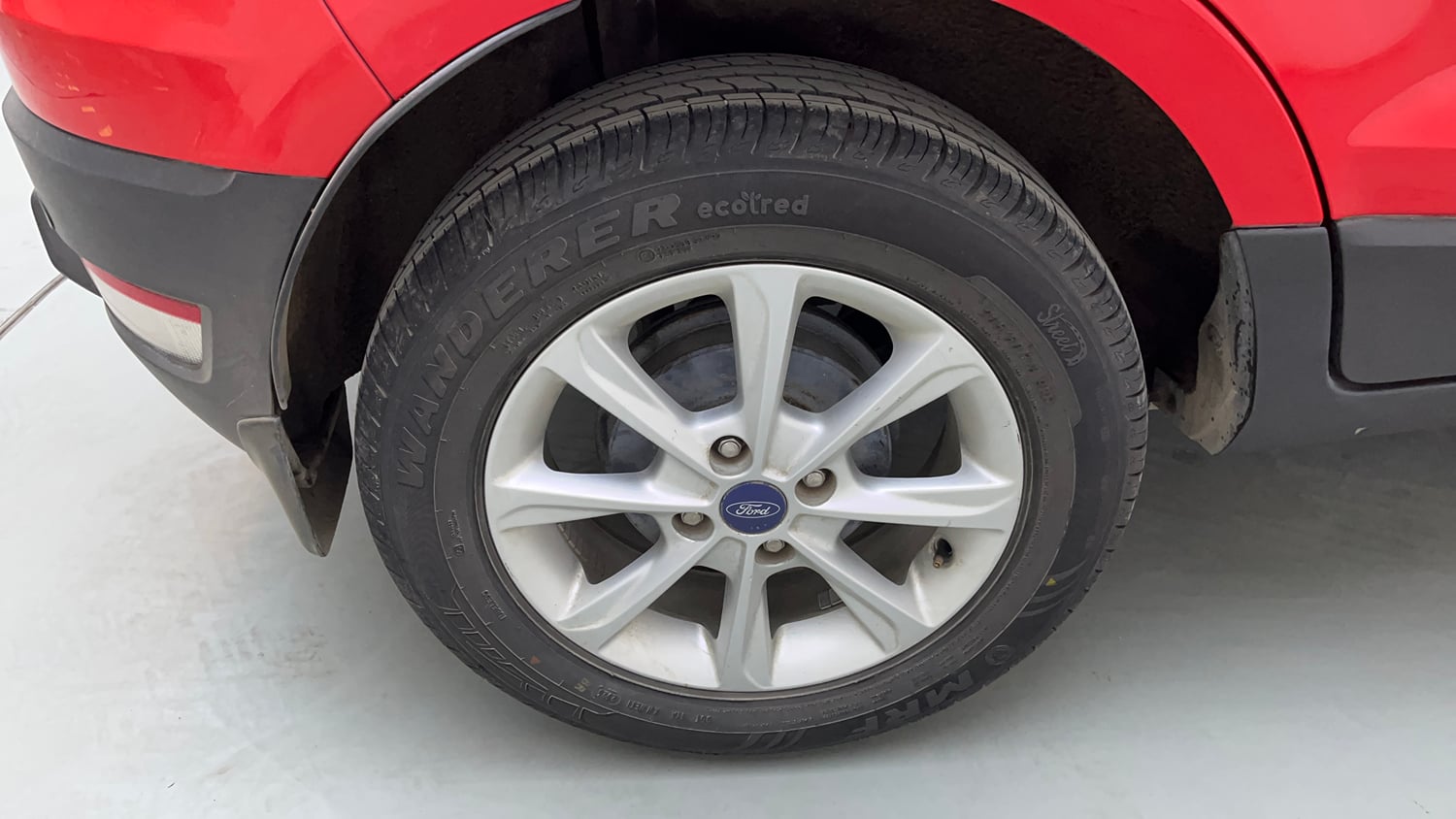 Used 2019 Ford EcoSport Titanium 1.5L Ti-VCT Petrol Manual tyres RIGHT REAR TYRE RIM VIEW