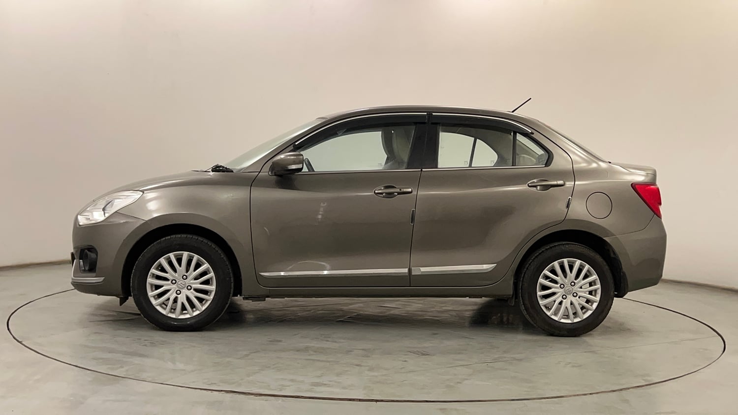 Used 2017 Maruti Suzuki Dzire ZXi AMT Petrol Automatic exterior LEFT SIDE VIEW