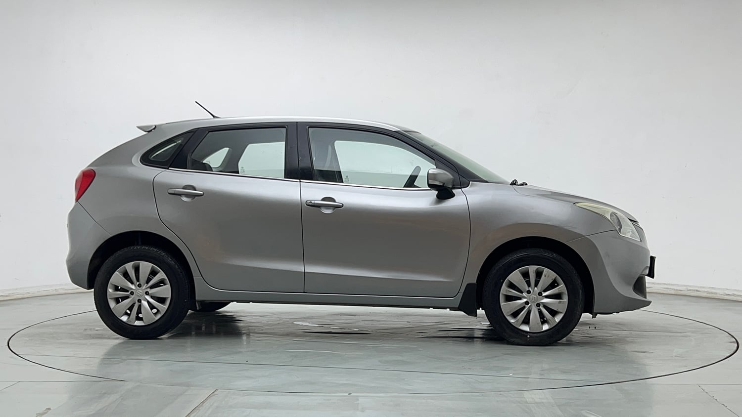 Used 2017 Maruti Suzuki Baleno Delta 1.2 Petrol Manual exterior RIGHT SIDE VIEW